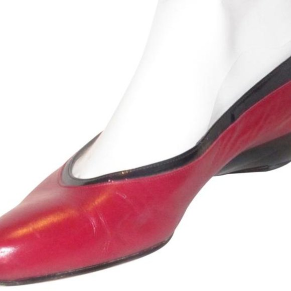 Salvatore Ferragamo Red Leather And Black Patent Leather Color Wedge Flats